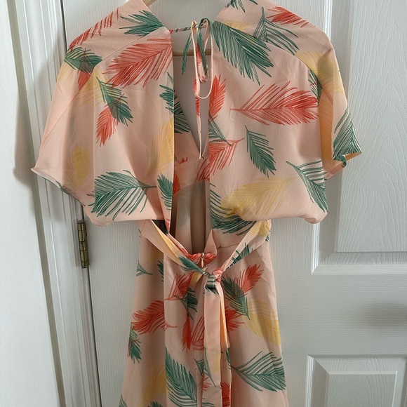 Tropical V Neck Dress - Picture 2 of 5